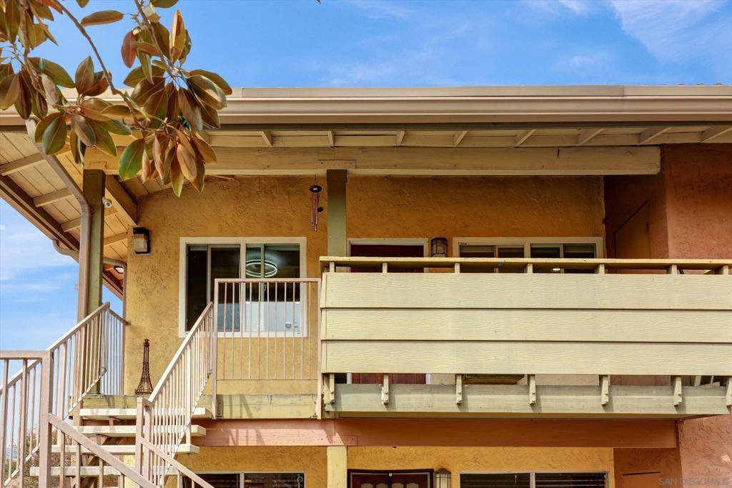 Escondido, CA 92027,2041 E Grand Ave. #38