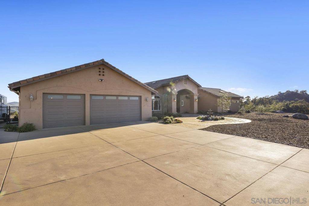 Ramona, CA 92065,19577 Oak Mountain Rd