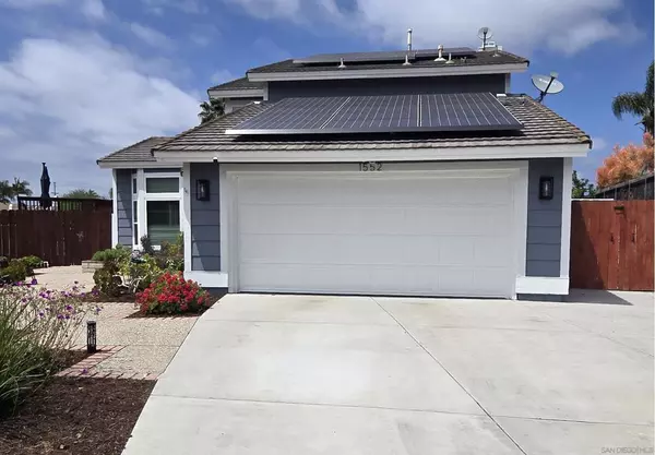 Vista, CA 92083,1552 Merlot Ct