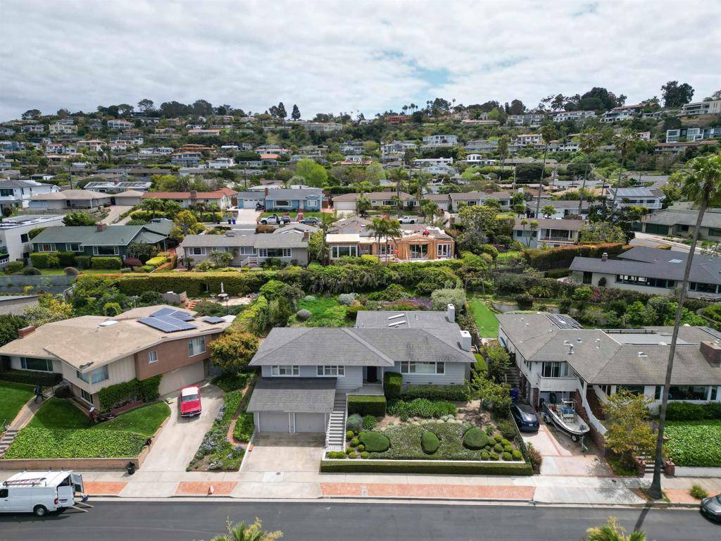 La Jolla, CA 92037,6631 Avenida Mirola