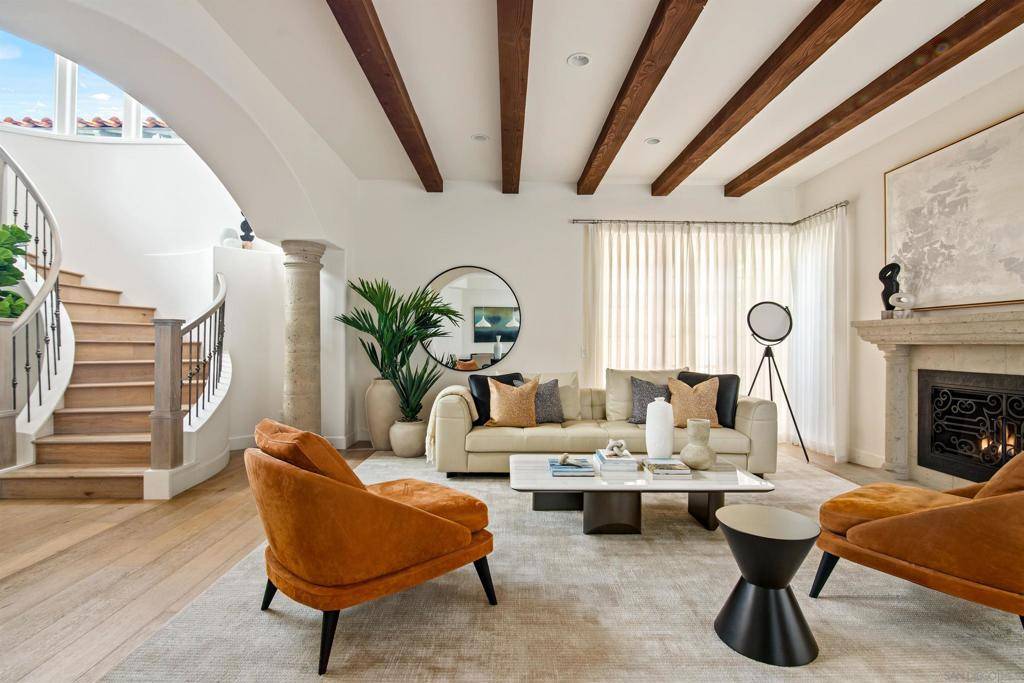 7729 Ivanhoe Avenue, La Jolla, CA 92037