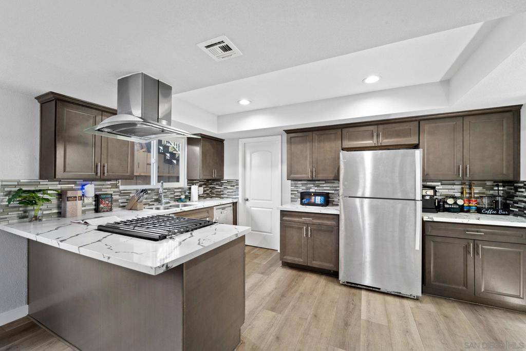 9312 San Diego St, Spring Valley, CA 91977