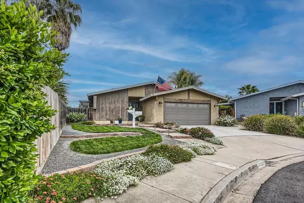 Santee, CA 92071,9232 LOMKER COURT
