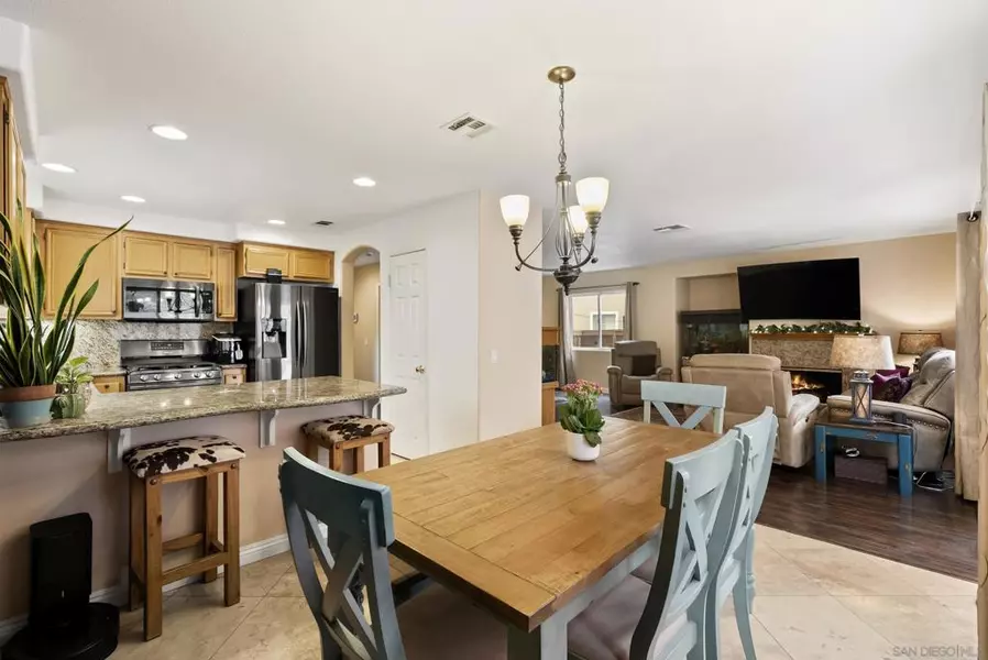5562 Vista San Simeon, San Diego, CA 92154