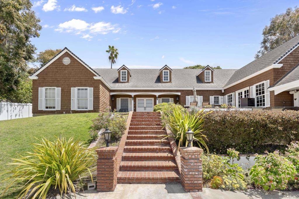 Solana Beach, CA 92075,512 S Granados Ave