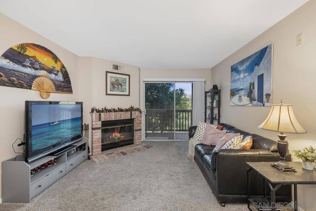 San Diego, CA 92122,7120 Shoreline Dr #2208