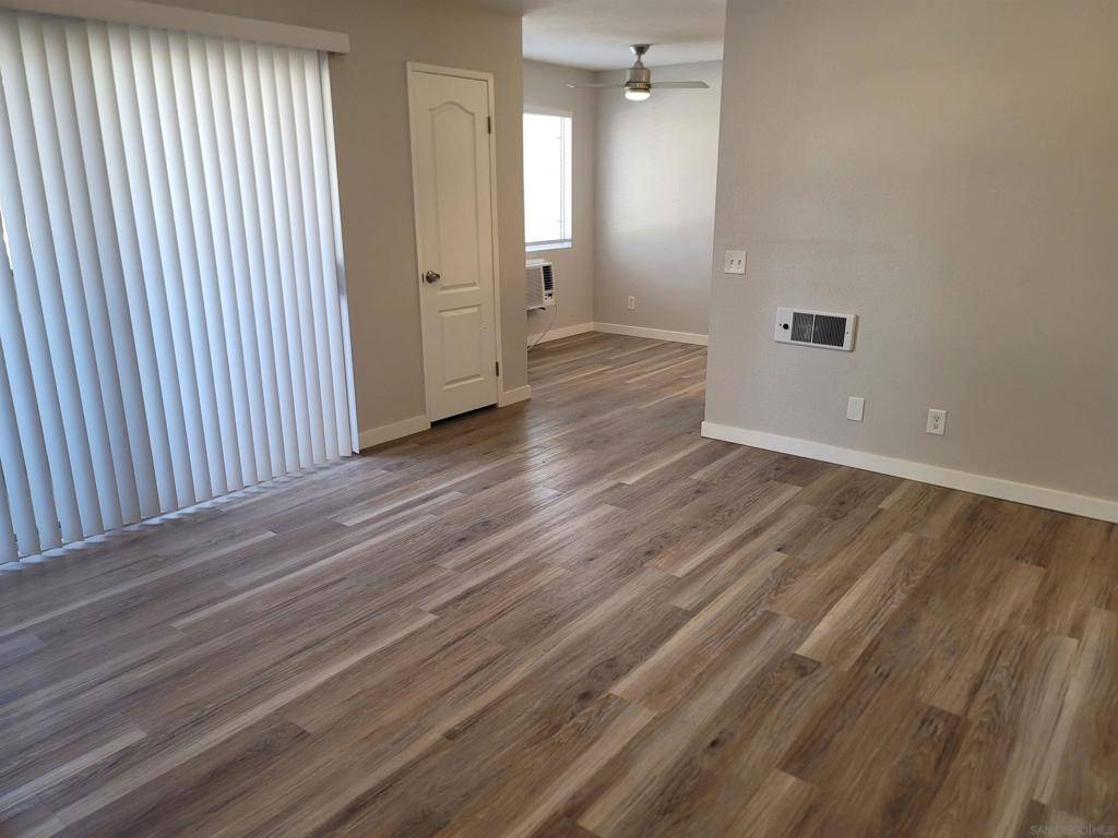 Spring Valley, CA 91977,3557 Kenora Dr #22