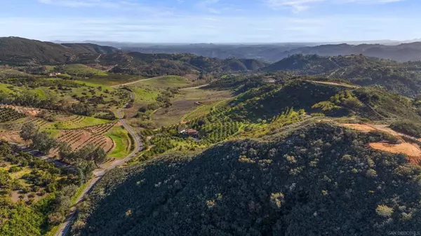 Temecula, CA 92590,555 Calle Jardin