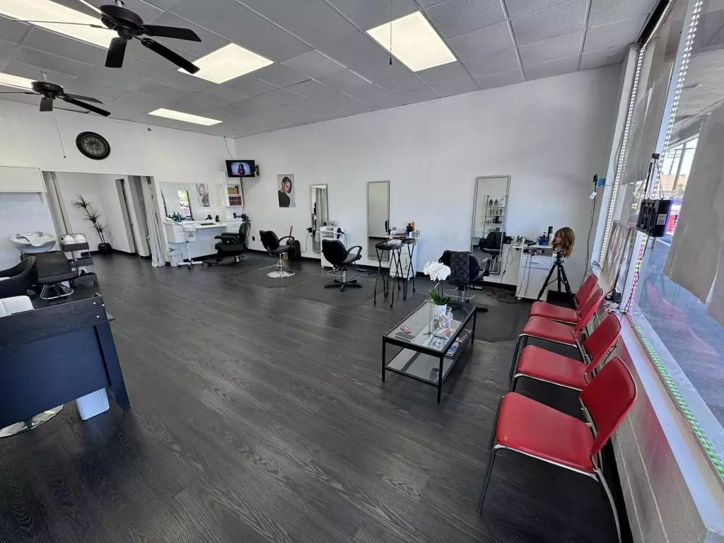 Lakeside, CA 92040,12243 Woodside Ave