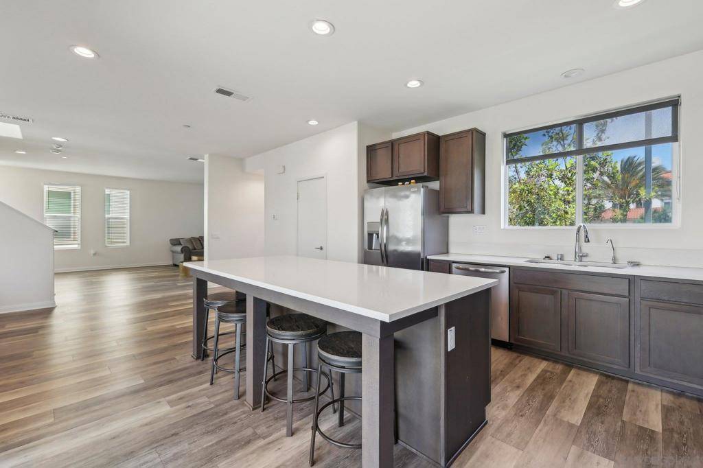 Chula Vista, CA 91915,2065 Mayon Rd.