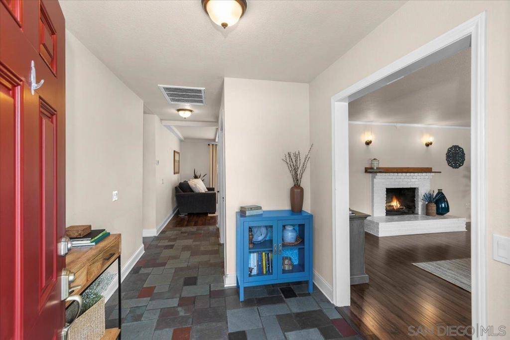 Ramona, CA 92065,16228 Daza Dr