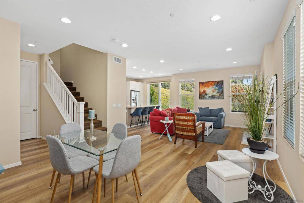 11384 Copperleaf Lane, San Diego, CA 92124
