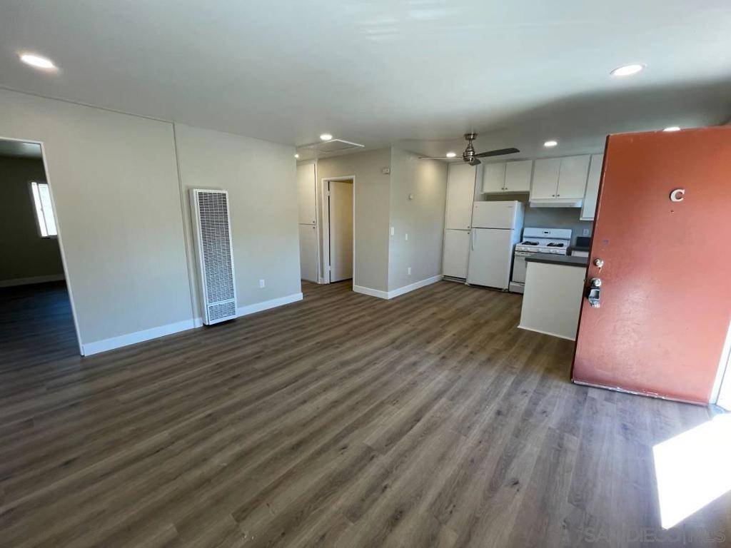 Vista, CA 92083,836 Sinkler Way