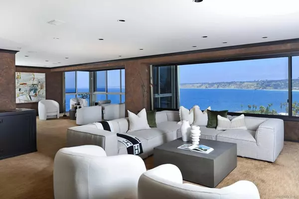 La Jolla, CA 92037,939 Coast Blvd #18A