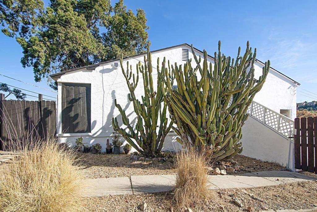 Spring Valley, CA 91977,2610 Helix st