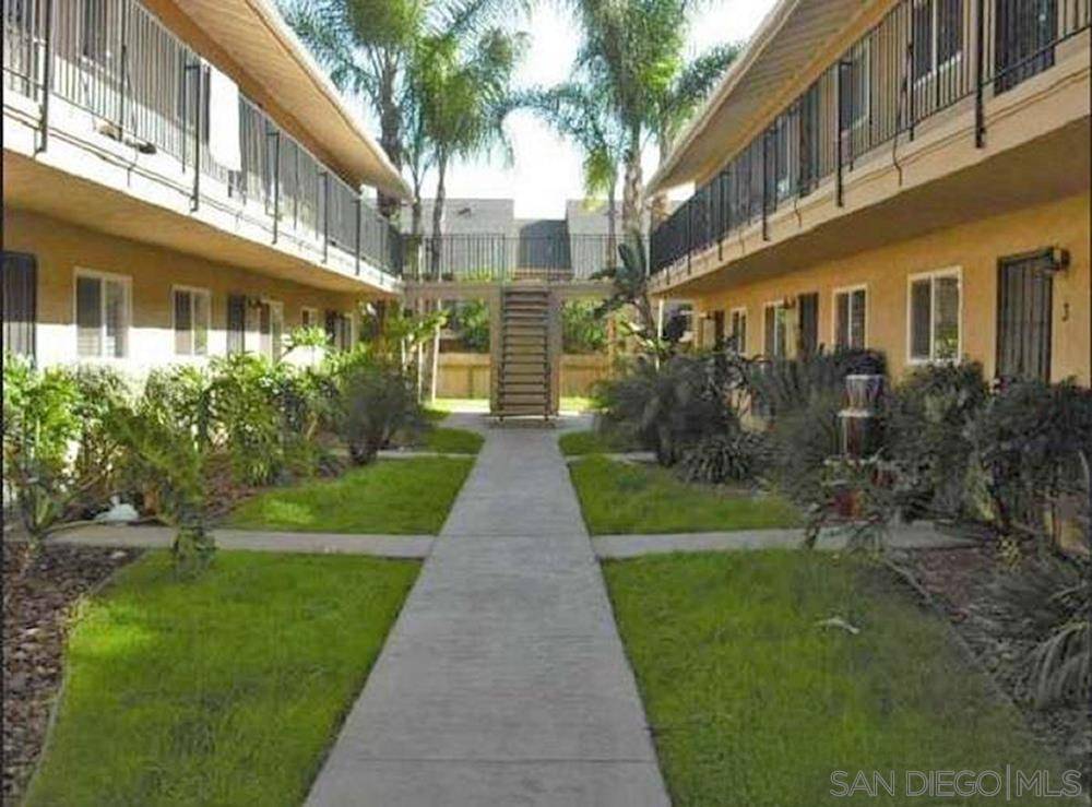 12805 Mapleview St #16, Lakeside, CA 92040