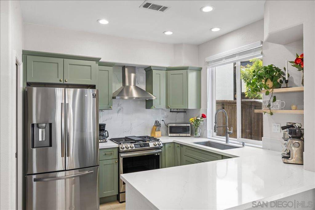745 Caminito Valiente, Chula Vista, CA 91911