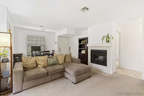 San Diego, CA 92129,10379 Azuaga St #139