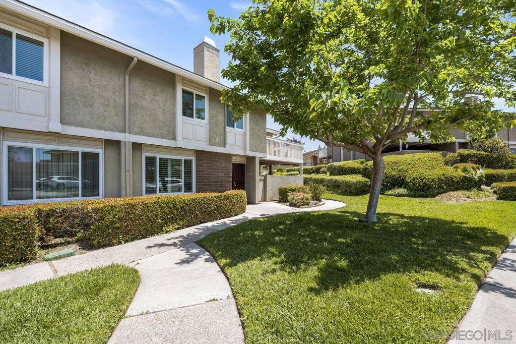 San Diego, CA 92128,17535 Fairlie Rd