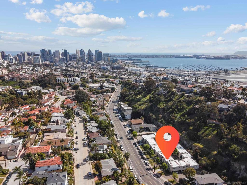 San Diego, CA 92103,2850 Reynard Way #5