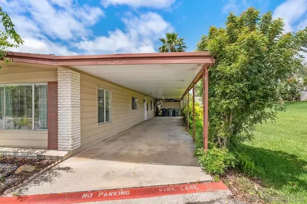 Escondido, CA 92026,2250 N Broadway #50