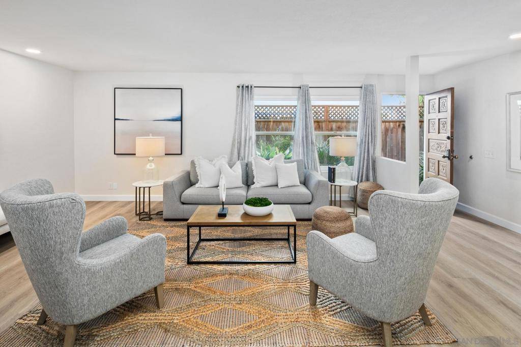 714 G Ave #C, Coronado, CA 92118
