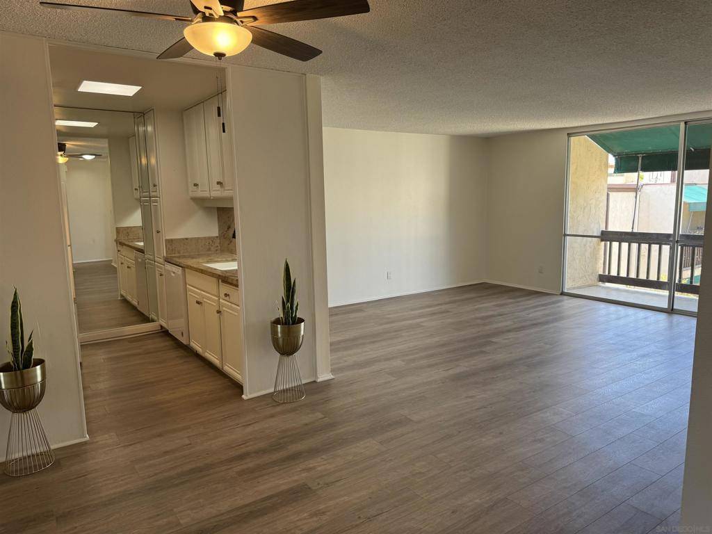 La Jolla, CA 92037,6455 La Jolla Blvd #349