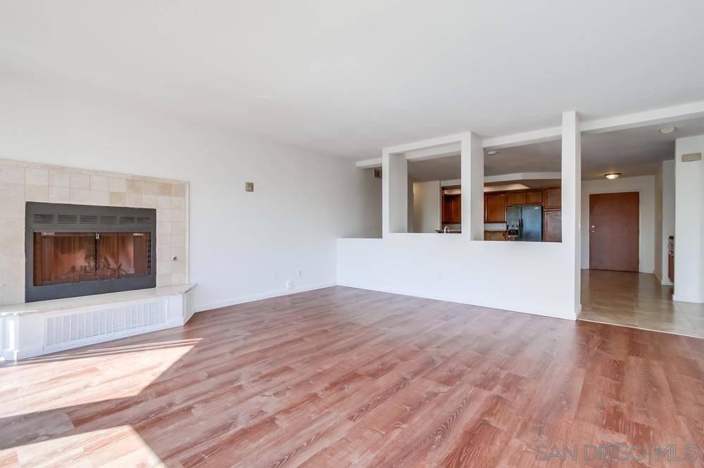 San Diego, CA 92117,2930 Cowley Way #101
