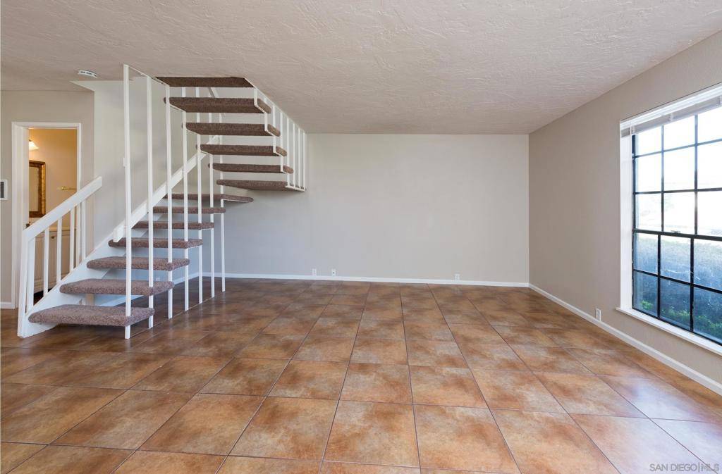 San Diego, CA 92126,9533 Caminito Toga