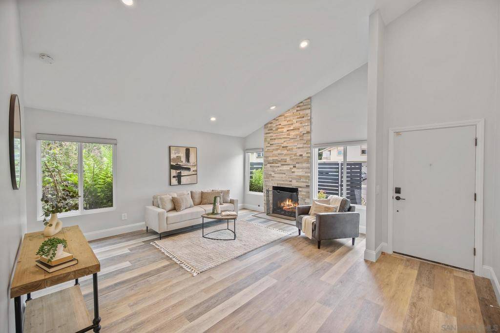 Encinitas, CA 92024,1933 Parkdale Lane