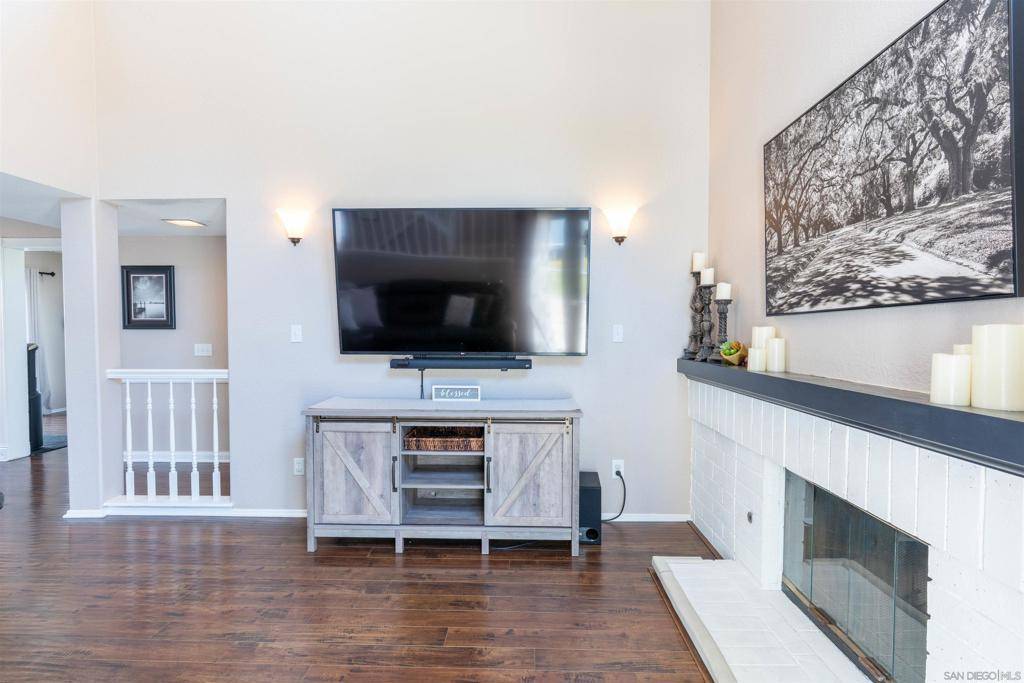 Temecula, CA 92591,41995 Teatree Ct