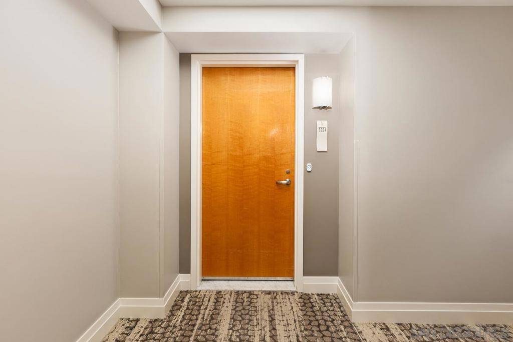 San Diego, CA 92101,645 Front St #2004