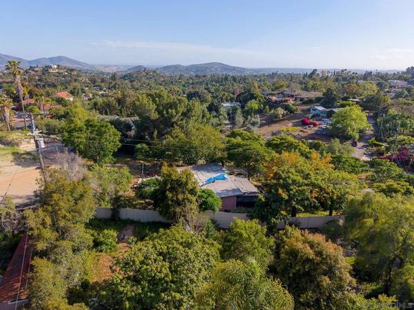 La Mesa, CA 91941,5025 Crestland Dr