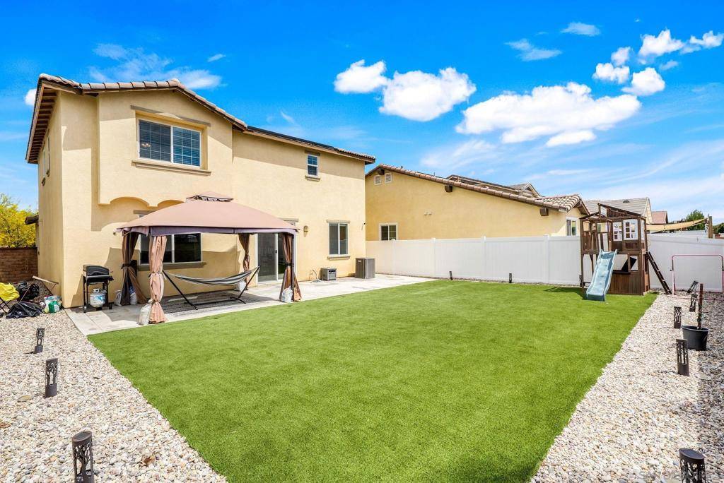 Menifee, CA 92584,30499 Ridgely Way