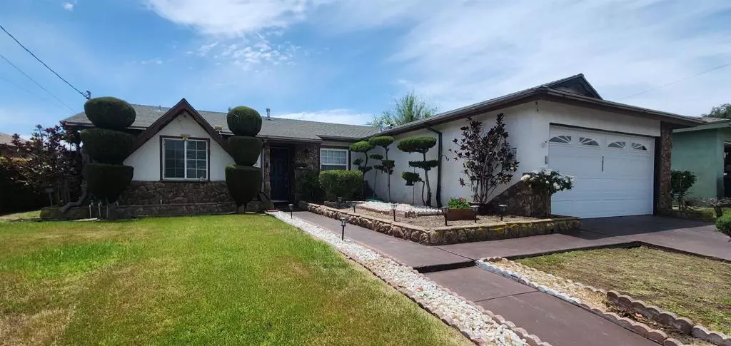 7053 Silverwood, San Diego, CA 92114