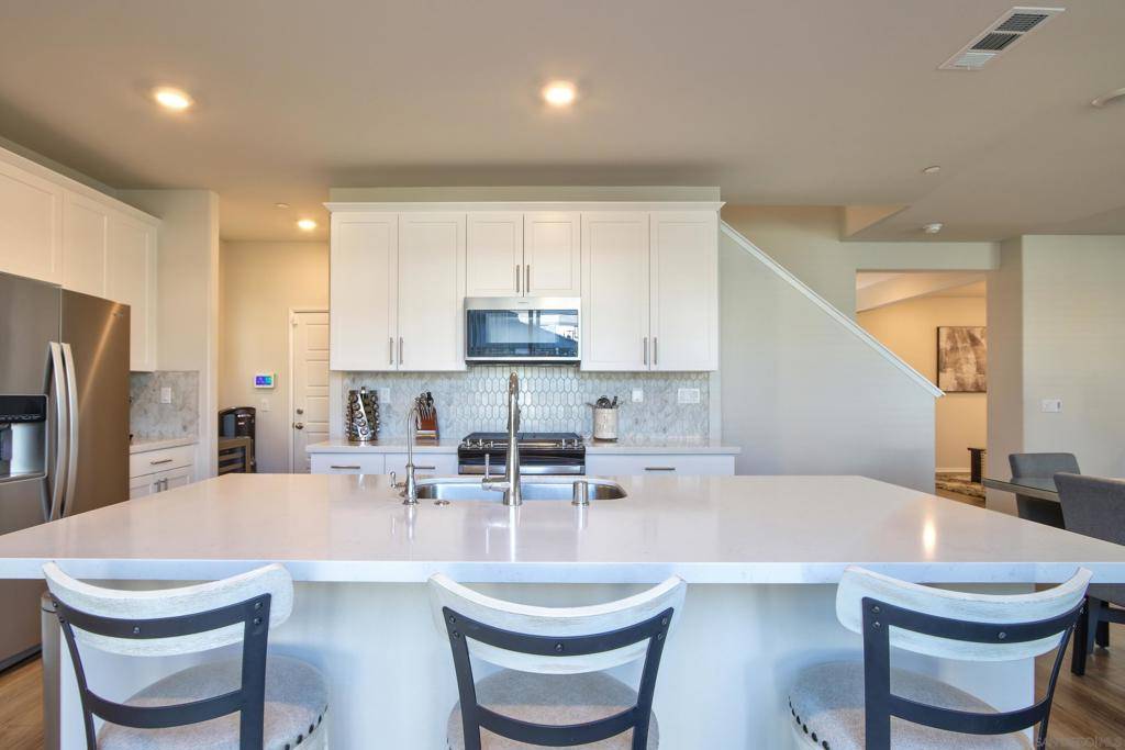 Menifee, CA 92584,32932 Gelder Cir