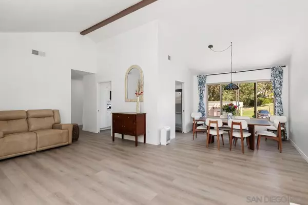 13046 Paseo del Verano, San Diego, CA 92128