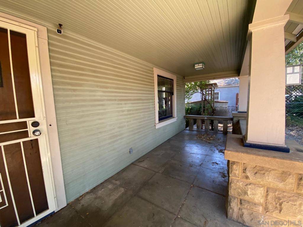 Escondido, CA 92025,208 W 7Th Ave