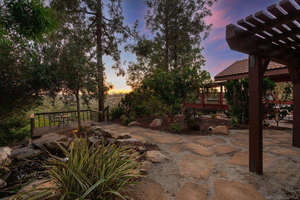 Poway, CA 92064,17758 Del Paso Drive