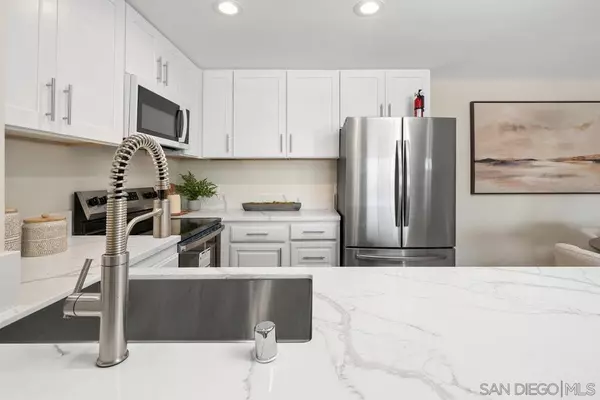 San Diego, CA 92109,1855 Diamond St #5-221