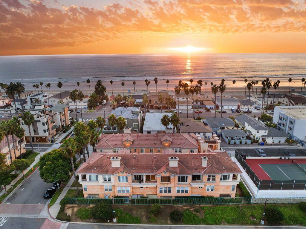 Oceanside, CA 92054,266 Neptune Way