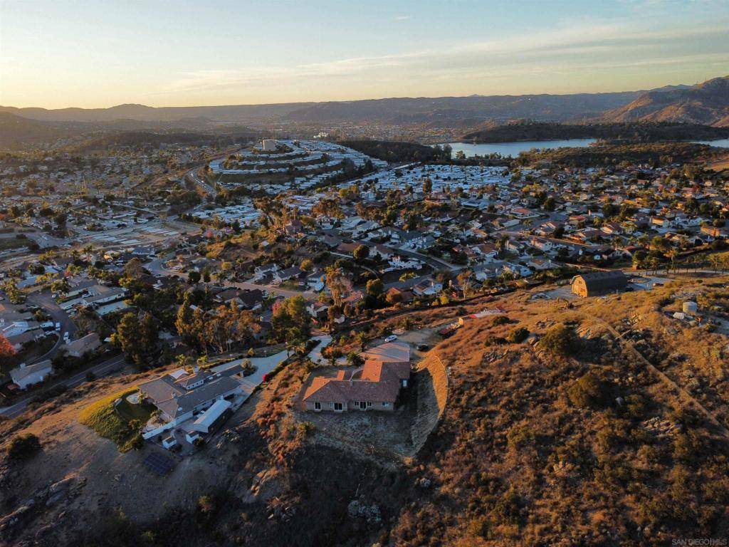 Lakeside, CA 92040,9189 Vista Entrada