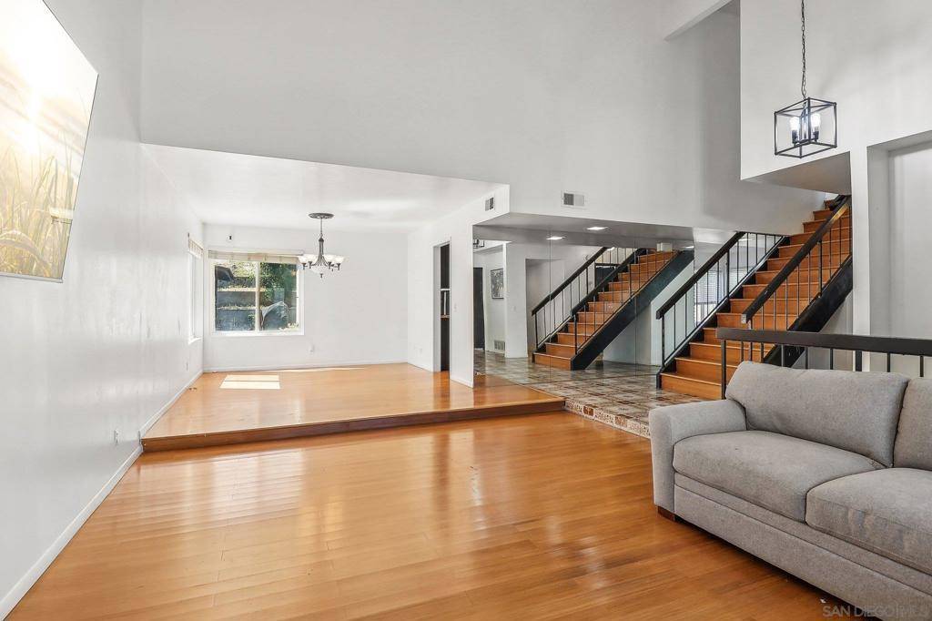 Chula Vista, CA 91910,712 Paseo Del Rey