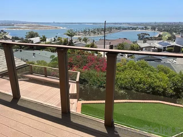San Diego, CA 92117,3154 Lloyd St