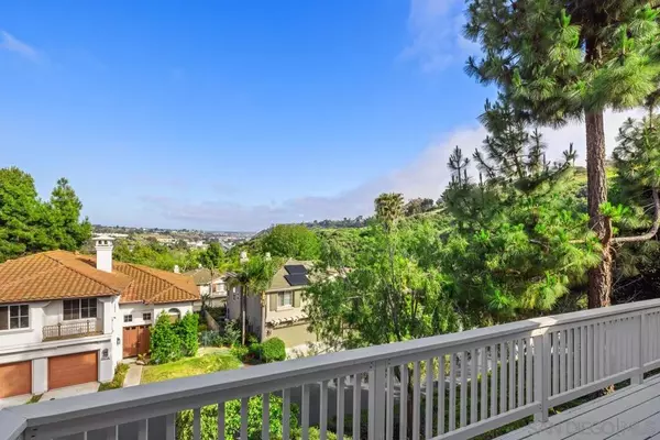 La Jolla, CA 92037,6013 Oakgate Row