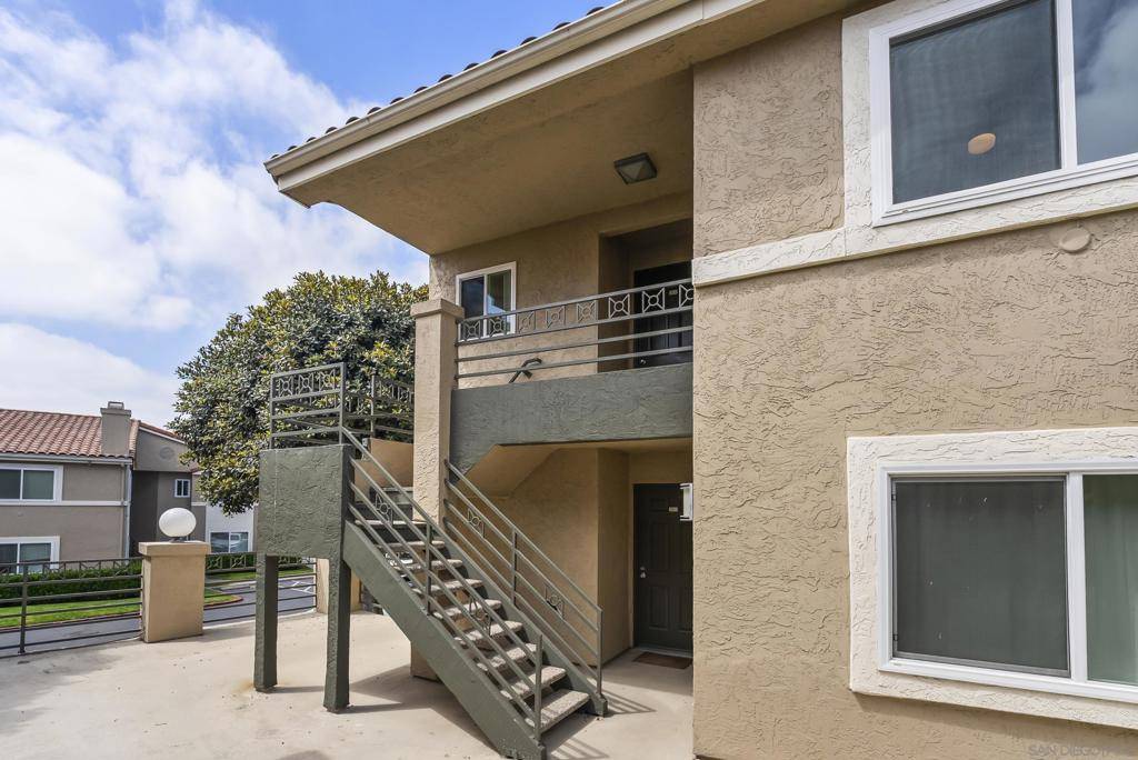 7425 CHARMANT DR #2614, San Diego, CA 92122