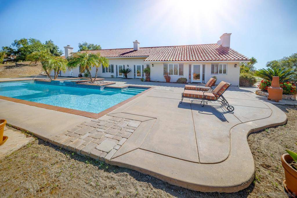 Valley Center, CA 92082,36591 Carney Rd