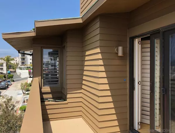 La Jolla, CA 92037,350 Prospect St #4