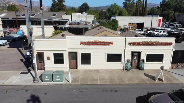 Lakeside, CA 92040,9825 Maine Ave