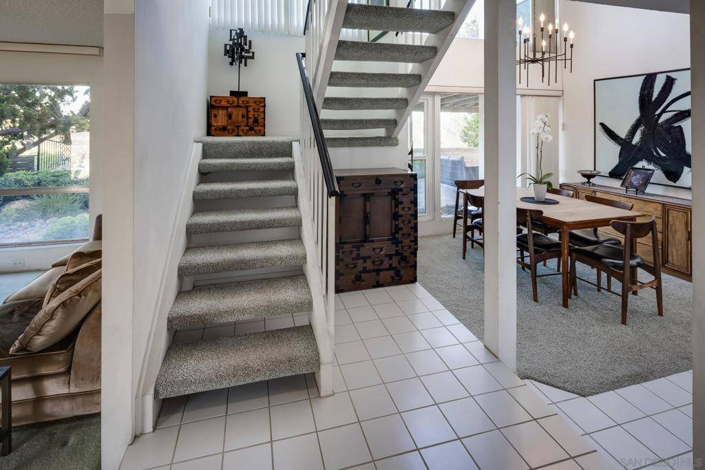 San Diego, CA 92119,6269 Lake Apopka Pl